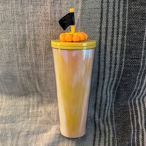 Starbucks Yellow and Orange Tumbler will silicone lid topper